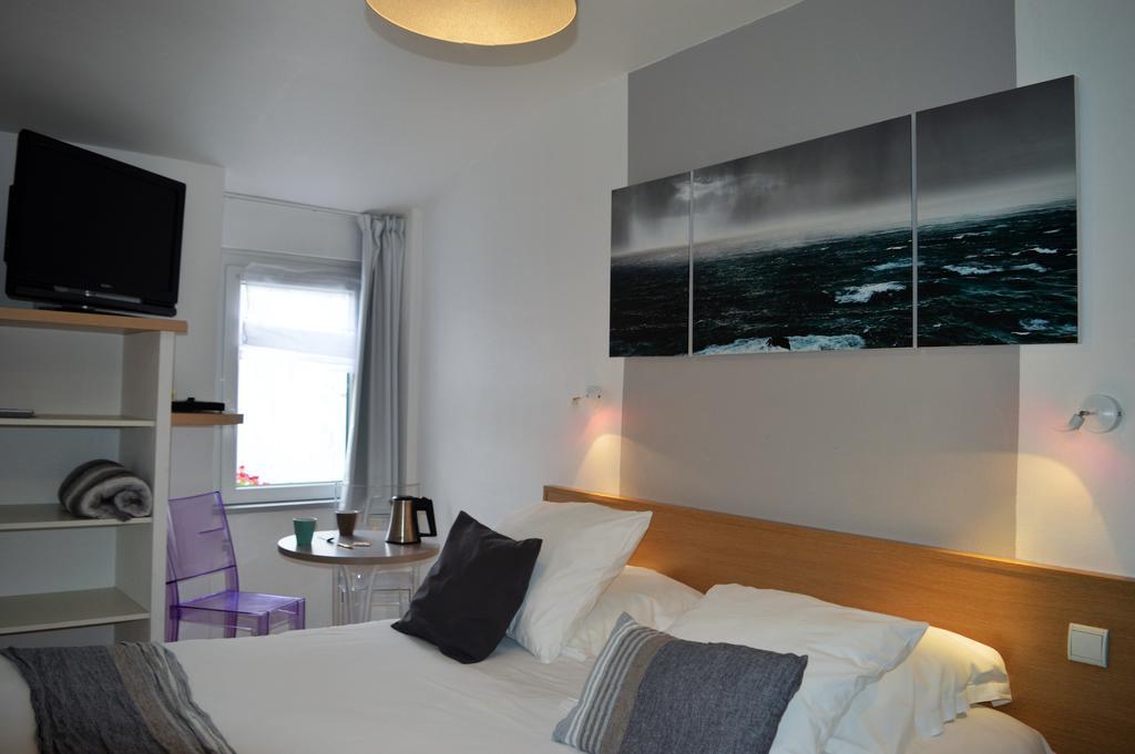 Hotel La Marine, Vieux Port La Rochelle  Dış mekan fotoğraf