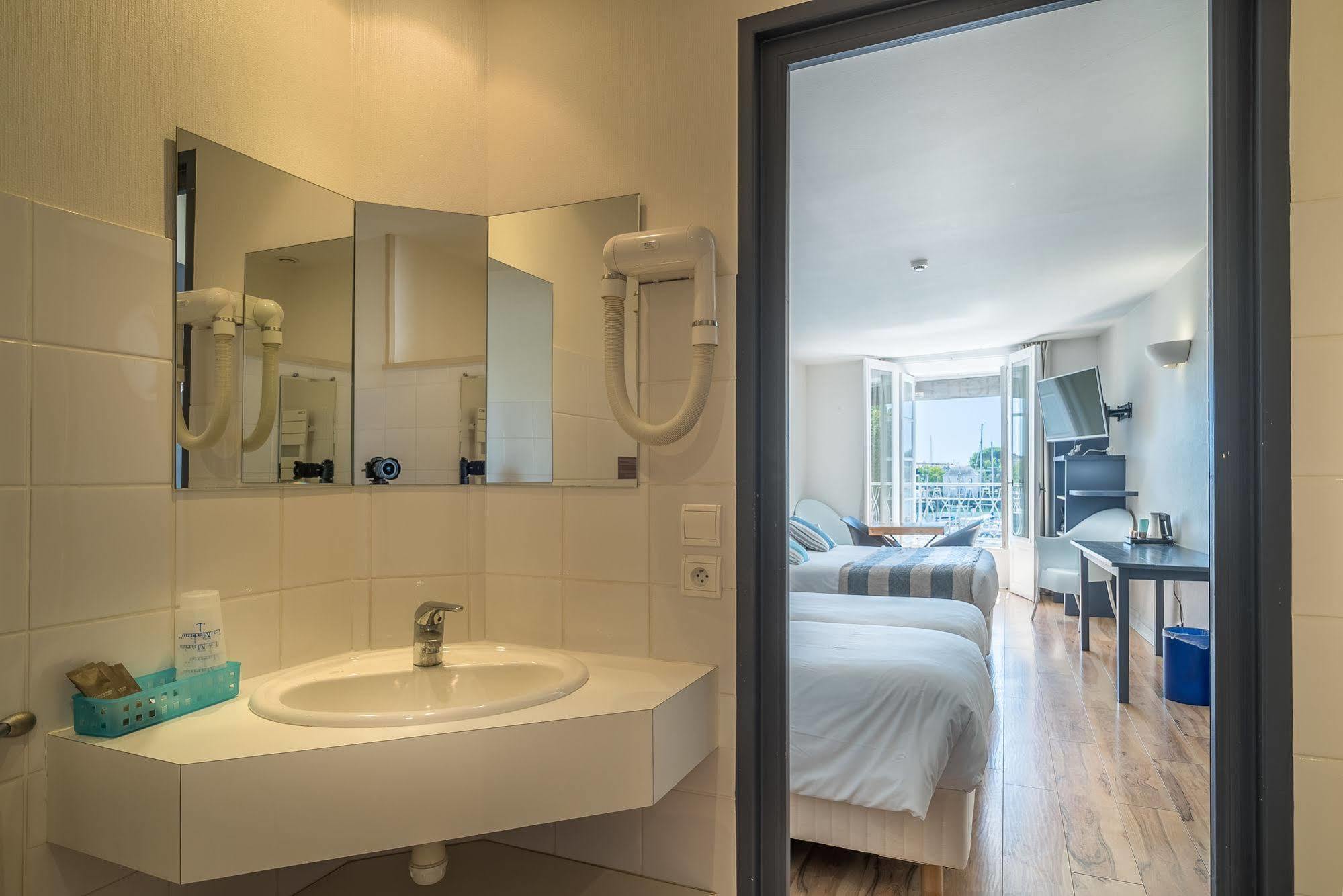 Hotel La Marine, Vieux Port La Rochelle  Dış mekan fotoğraf